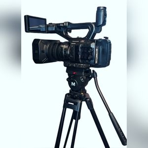 Panasonic 4K professional camcorder model AG-UX90P, AG-UX90PJ black video camera